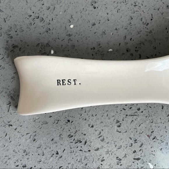 Rae Dunn Artisan Collection Blue Egg Spoon Rest - Picture 3 of 9